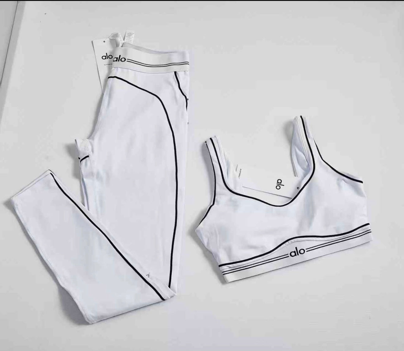 Alo set